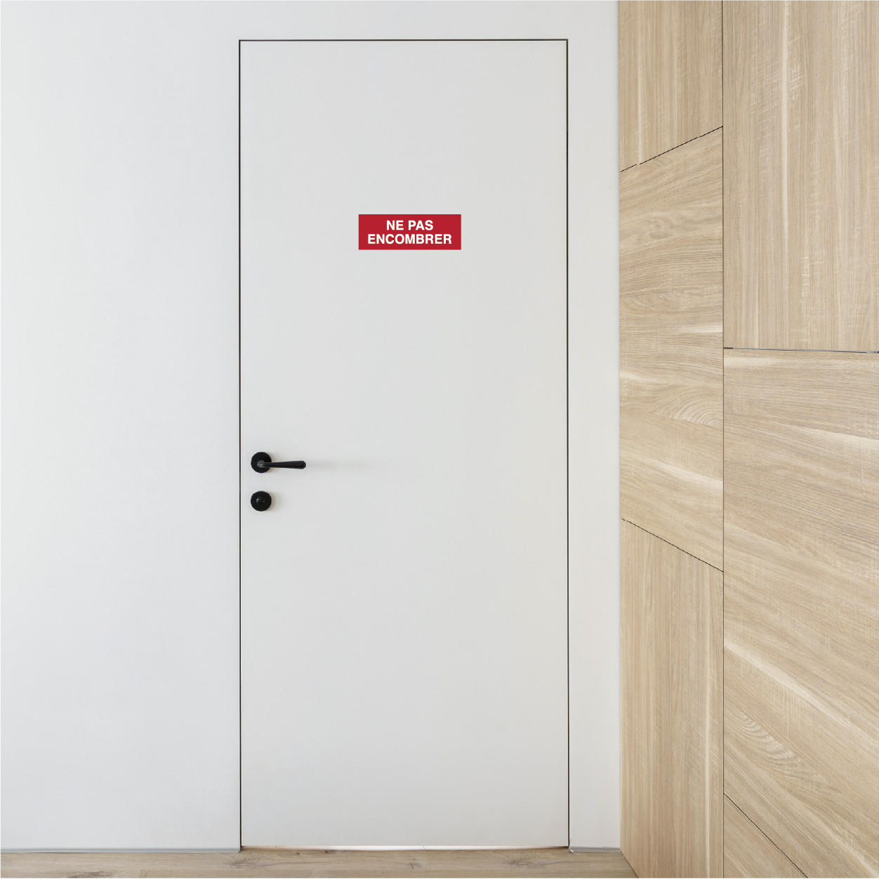 Pictogramme ISO 7010 d'évacuation vers le point de rassemblement